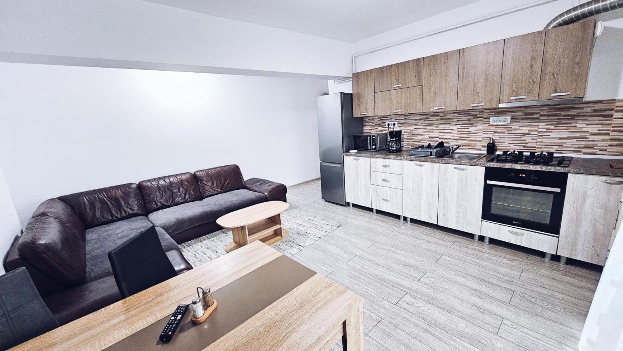 Apartament Dem Radulescu 3 Camere! Ramnicu Valcea Exterior photo
